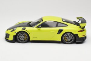 Porsche 911 991.2 GT2 RS Lime Zöld Ezüst Felnikkel Minichamps 1:18 155068309 Fém – 3. kép a 6-ből