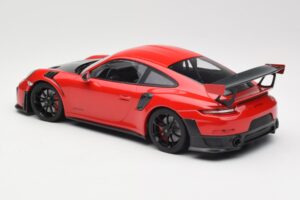 Porsche 911 GT2 RS 991.2 Piros Fekete Felnik Minichamps 1:18 155068307 Fém – 5. kép a 6-ből