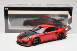Porsche 911 GT2 RS 991.2 Piros Fekete Felnik Minichamps 1:18 155068307 Fém – 6. kép a 6-ből