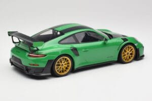 Porsche 911 991.2 GT2 RS Weissach Package British Racing Zöld & Arany Felnik Minichamps 1:18 153068318 Fém – 2. kép a 6-ből