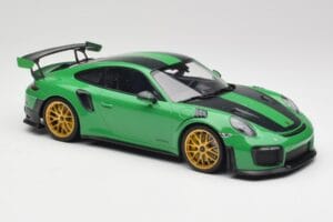 Porsche 911 991.2 GT2 RS Weissach Package British Racing Zöld & Arany Felnik Minichamps 1:18 153068318 Fém – 4. kép a 6-ből