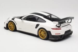 Porsche 911 991.2 GT2 RS Weissach Package Fehér Arany Felnikkel Minichamps 1:18 153068308 Fém – 5. kép a 6-ből