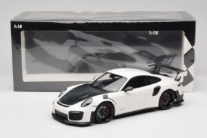 Porsche 911 991.2 GT2 RS Fehér Minichamps 1:18 155068301 Fém – 6. kép a 6-ből