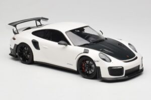 Porsche 911 991.2 GT2 RS Fehér Minichamps 1:18 155068301 Fém – 4. kép a 6-ből