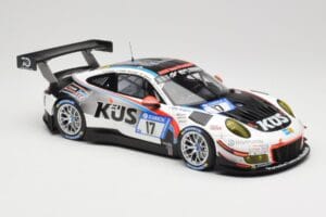 Porsche 911 991.2 GT3 R #17 Kues Team 75 Bernhard M. Christensen / K. Cairoli 24 Hours of Nurburgring 2018 Minichamps 1:18 15 – 4. kép a 6-ből
