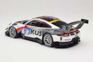 Porsche 911 991.2 GT3 R #17 Kues Team 75 Bernhard M. Christensen / K. Cairoli 24 Hours of Nurburgring 2018 Minichamps 1:18 15 – 5. kép a 6-ből