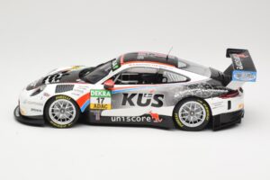 Porsche 911 991.2 GT3 R Kus Team 75 Bernhard #17 M. Ammermüller / M. Jaminet ADAC GT Masters 2017 Minichamps 1:18 155176917 F – 3. kép a 6-ből
