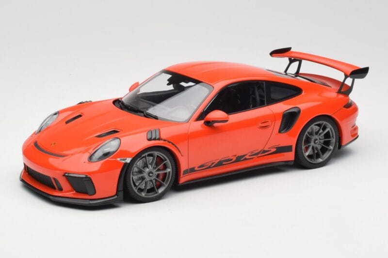 Porsche 911 991.2 GT3 RS Lava Orange & Ezüst Felnik Minichamps 1:18 155068225 Fém