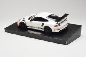 Porsche 911 991.2 GT3 RS Manthey Racing Fehér & Kék & Narancssárga Minichamps 1:18 MR-911-GT3RS-1805 Fém – 5. kép a 6-ből