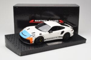 Porsche 911 991.2 GT3 RS Manthey Racing Fehér & Kék & Narancssárga Minichamps 1:18 MR-911-GT3RS-1805 Fém – 6. kép a 6-ből