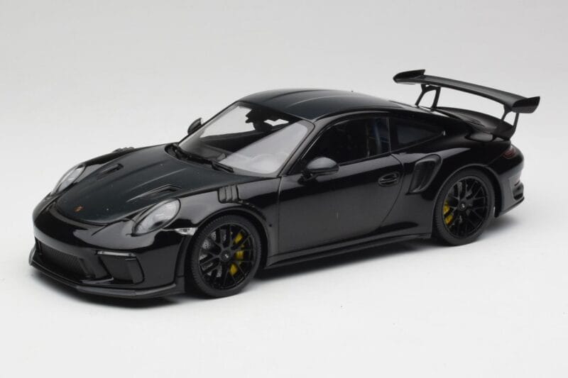 Porsche 911 991.2 GT3 RS Weissach Package Fekete & Fekete Felnik Minichamps 1:18 153068228 Fém