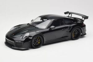 Porsche 911 991.2 GT3 RS Weissach Package Fekete Fekete Felnikkel Minichamps 1:18 153068321 Fém