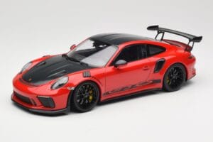 Porsche 911 991.2 GT3 RS Weissach Package Guards Red Fekete Felnik Minichamps 1:18 153068223 Fém