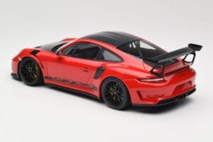 Porsche 911 991.2 GT3 RS Weissach Package Guards Red Fekete Felnik Minichamps 1:18 153068223 Fém – 5. kép a 6-ből