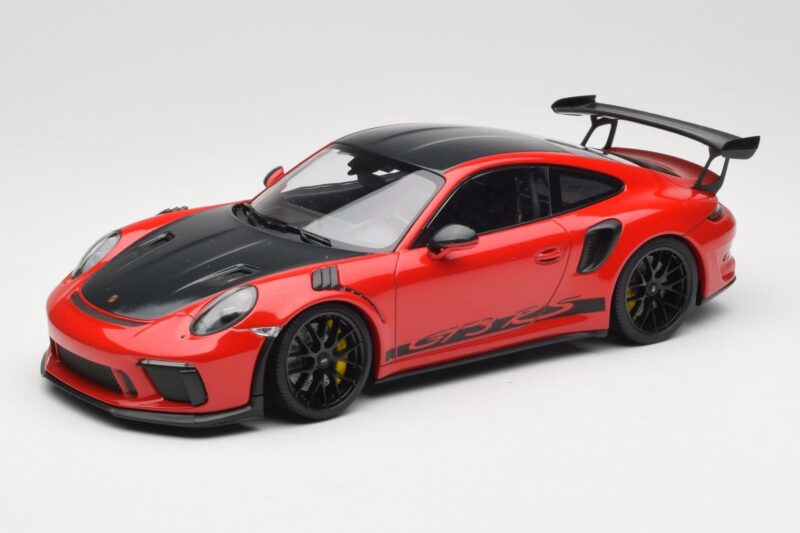 Porsche 911 991.2 GT3 RS Weissach Package Guards Red Fekete Felnik Minichamps 1:18 153068223 Fém