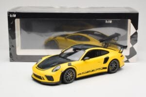 Porsche 911 991.2 GT3 RS Sárga Weissach Package Platinum Wheels Minichamps 1:18 155068221 Fém – 6. kép a 6-ből