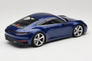 Porsche 911 992 Carrera 4S Blue Metallic Minichamps 1:18 153067327 Fém – 2. kép a 6-ből
