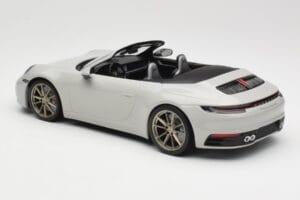 Porsche 911 992 Carrera 4S Kabrió Szürke Minichamps 1:18 155067335 Fém – 5. kép a 6-ből