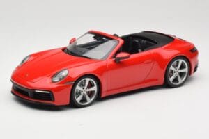 Porsche 911 992 Carrera 4S Kabrió Piros Minichamps 1:18 155067331 Fém