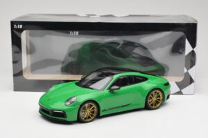 Porsche 911 992 Carrera 4S Python Green Minichamps 1:18 155067325 Fém – 6. kép a 6-ből