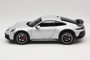 Porsche 911 992 Dakar Ice Grey Metallic Norev 1:18 187242 Fém – 4. kép a 8-ből
