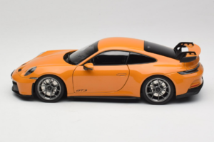 Porsche 911 992 GT3 Bahama Yellow Norev 1:18 187387 Fém – 4. kép a 8-ből