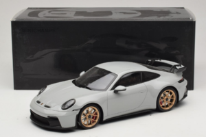 Porsche 911 992 GT3 Chalk Arany Felnik Minichamps 1:18 117069001 Fém – 6. kép a 6-ből