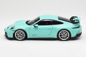 Porsche 911 992 GT3 Mint Zöld Norev 1:18 187316 Fém – 4. kép a 8-ből