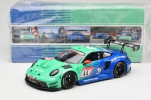 Porsche 911 992 GT3 R Falken #44 D. Eriksson / T. Heinemann 24 Hours of Nurburgring 2023 Minichamps 1:18 113236344 Fém – 8. kép a 8-ből
