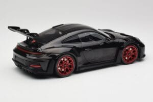 Porsche 911 992 GT3 RS Fekete & Piros Felnik & Fekete Dekor Minichamps 1:18 153062240 Fém – 2. kép a 6-ből