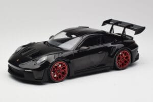 Porsche 911 992 GT3 RS Fekete & Piros Felnik & Fekete Dekor Minichamps 1:18 153062240 Fém