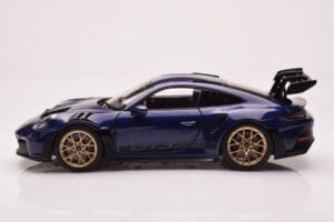 Porsche 911 992 GT3 RS Gentian Kék Metál Norev 1:18 187363 Fém – 4. kép a 8-ből