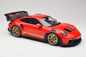 Porsche 911 992 GT3 RS Guards Red GT Spirit 1:12 GT939 Gyanta – 4. kép a 6-ből