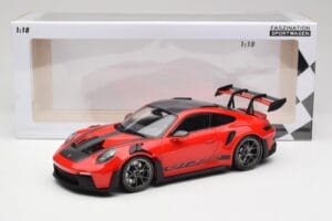 Porsche 911 992 GT3 RS Guards Piros & Ezüst Felnik Weissach Package Minichamps 1:18 153062246 Fém – 6. kép a 6-ből