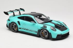 Porsche 911 992 GT3 RS Python Green & Dark Silver Wheels Minichamps 1:18 110062026 Fém – 6. kép a 8-ből