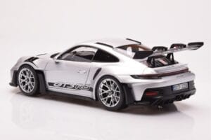 Porsche 911 992 GT3 RS Ezüst Metál Norev 1:18 187357 Fém – 7. kép a 8-ből