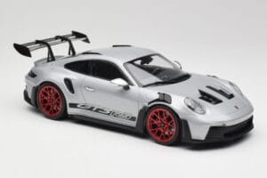 Porsche 911 992 GT3 RS Ezüst & Piros Felnik Minichamps 1:18 153062241 Fém – 4. kép a 6-ből