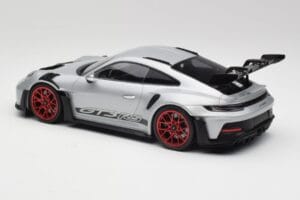 Porsche 911 992 GT3 RS Ezüst & Piros Felnik Minichamps 1:18 153062241 Fém – 5. kép a 6-ből