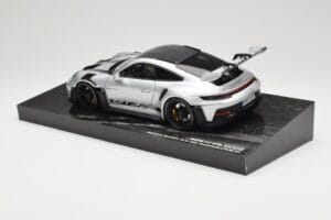 Porsche 911 992 GT3 RS Ezüst Weissach Package Minichamps 1:18 110062020 Fém – 7. kép a 8-ből