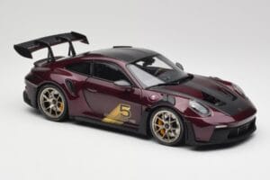 Porsche 911 992 GT3 RS Ultraviolet & Ezüst Kerekek Minichamps 1:18 110062029 Fém – 6. kép a 8-ből