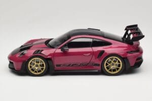 Porsche 911 992 GT3 RS Weissach Package Ruby Star Norev 1:18 187370 Fém – 4. kép a 8-ből