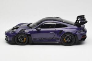 Porsche 911 992 GT3 RS Weissach Package Ultraviolet Norev 1:18 187368 Fém – 4. kép a 8-ből