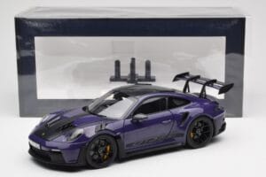 Porsche 911 992 GT3 RS Weissach Package Ultraviolet Norev 1:18 187368 Fém – 8. kép a 8-ből