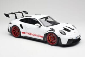Porsche 911 992 GT3 RS Fehér & Pyro Piros Norev 1:12 127530 Fém – 4. kép a 6-ből