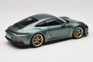 Porsche 911 992 GT3 Touring Package Malachite Green Metallic Norev 1:18 187382 Fém – 3. kép a 8-ből