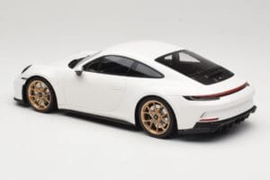 Porsche 911 992 GT3 Touring Fehér Neodyme Wheels Minichamps 1:18 117069022 Fém – 5. kép a 6-ből