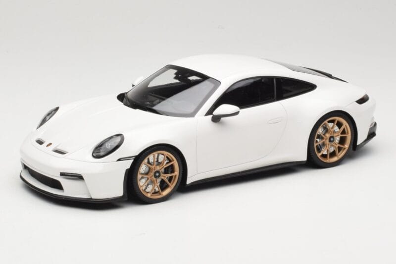 Porsche 911 992 GT3 Touring Fehér Neodyme Wheels Minichamps 1:18 117069022 Fém