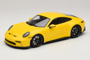 Porsche 911 992 GT3 Touring Sárga Fekete Felnik Minichamps 1:18 117069021 Fém