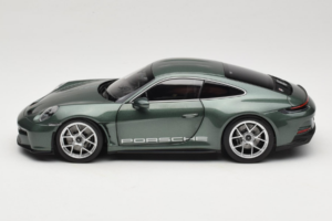 Porsche 911 992 S/T Malachite Green Metallic Norev 1:18 187472 Fém – 5. kép a 8-ből