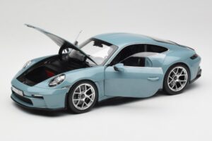 Porsche 911 992 S/T Meissen Blue Norev 1:18 187470 Fém – 2. kép a 8-ből